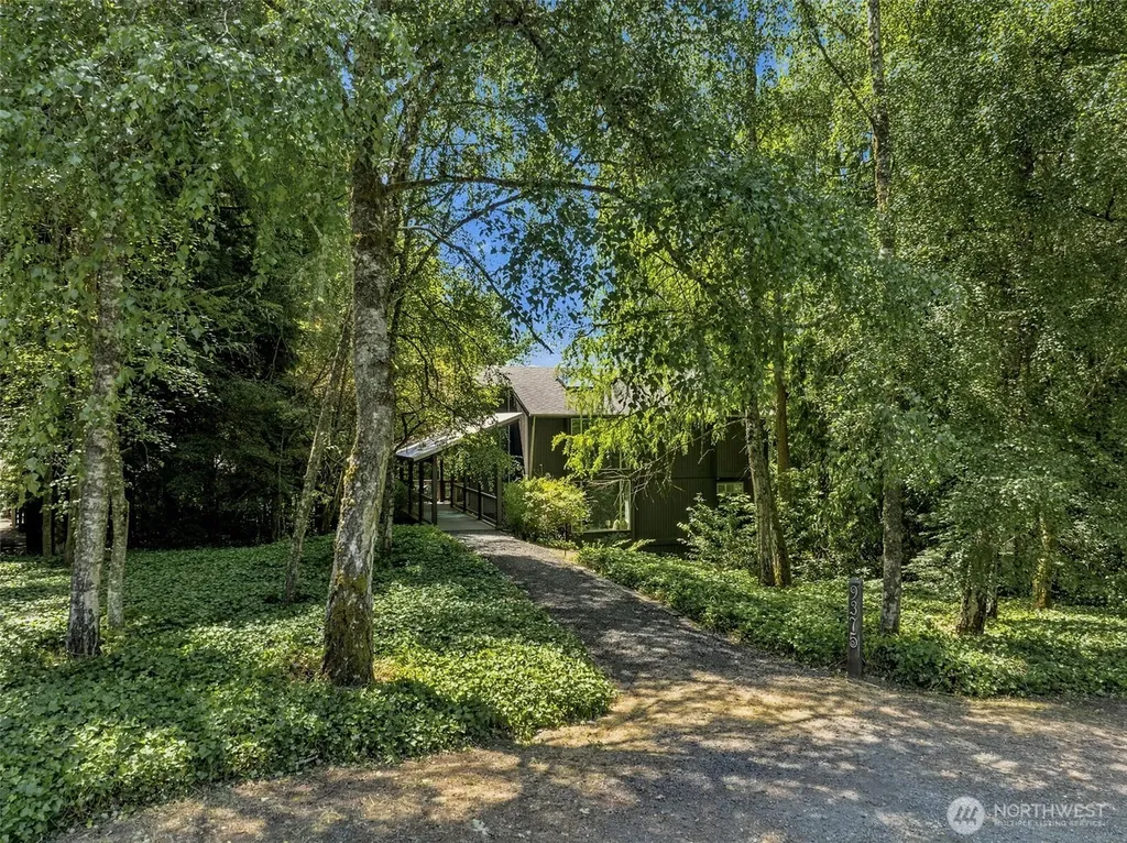 9375 NE Eric Avenue Bainbridge Island WA 98110