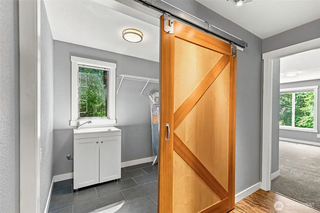 9375 NE Eric Avenue Bainbridge Island WA 98110