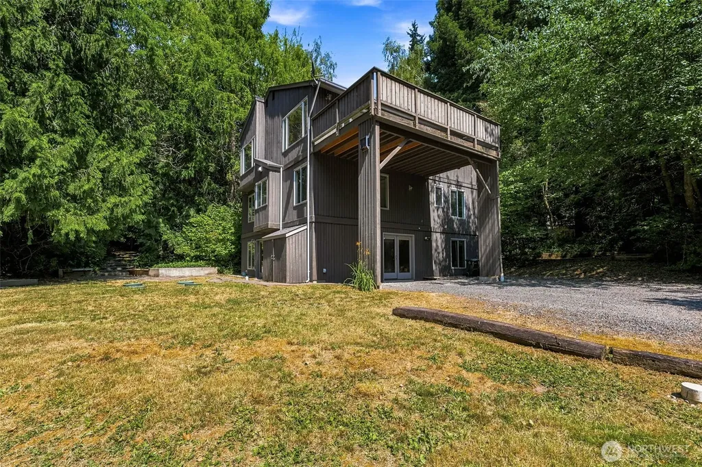 9375 NE Eric Avenue Bainbridge Island WA 98110