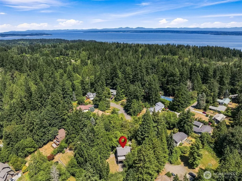 9375 NE Eric Avenue Bainbridge Island WA 98110