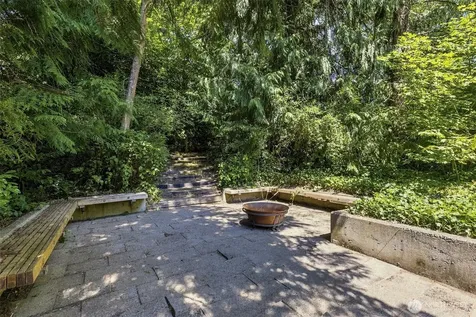 9375 NE Eric Avenue Bainbridge Island WA 98110