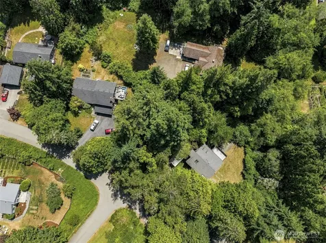 9375 NE Eric Avenue Bainbridge Island WA 98110