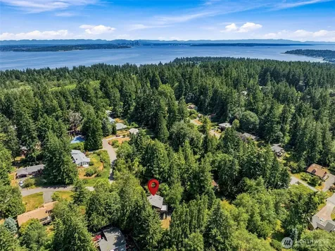 9375 NE Eric Avenue Bainbridge Island WA 98110