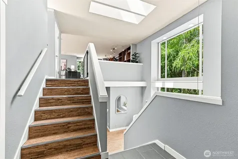 9375 NE Eric Avenue Bainbridge Island WA 98110