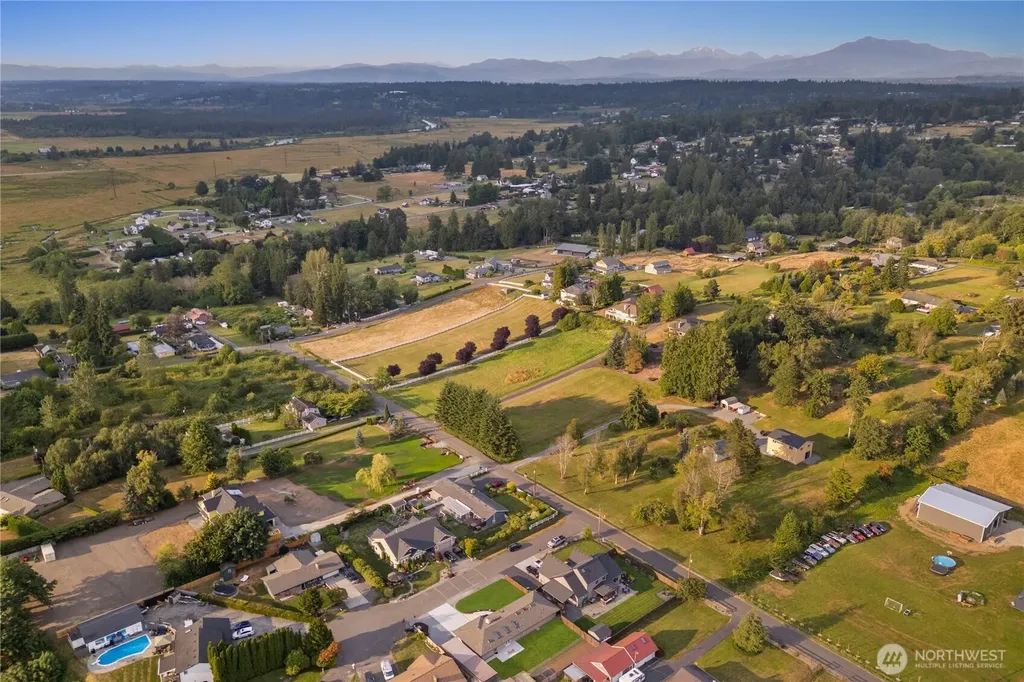 5614 66th Place SE Snohomish WA 98290