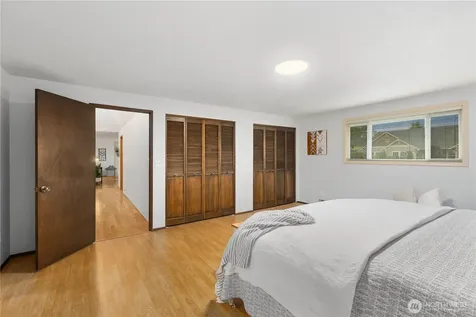 5614 66th Place SE Snohomish WA 98290