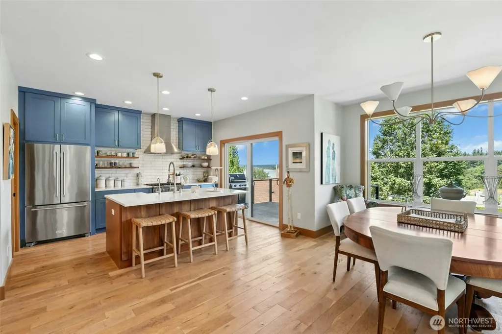 1447 Elm Place Freeland WA 98249
