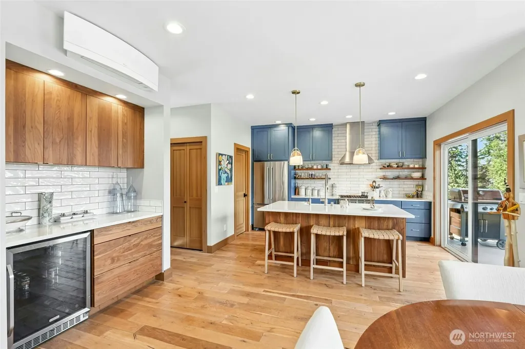 1447 Elm Place Freeland WA 98249