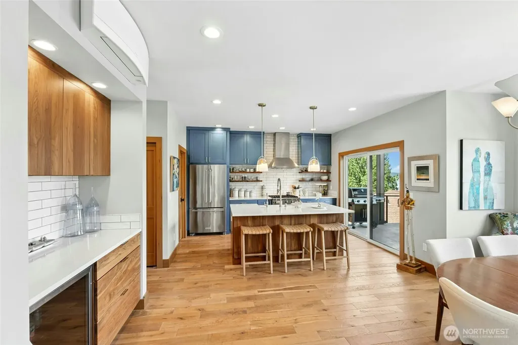 1447 Elm Place Freeland WA 98249
