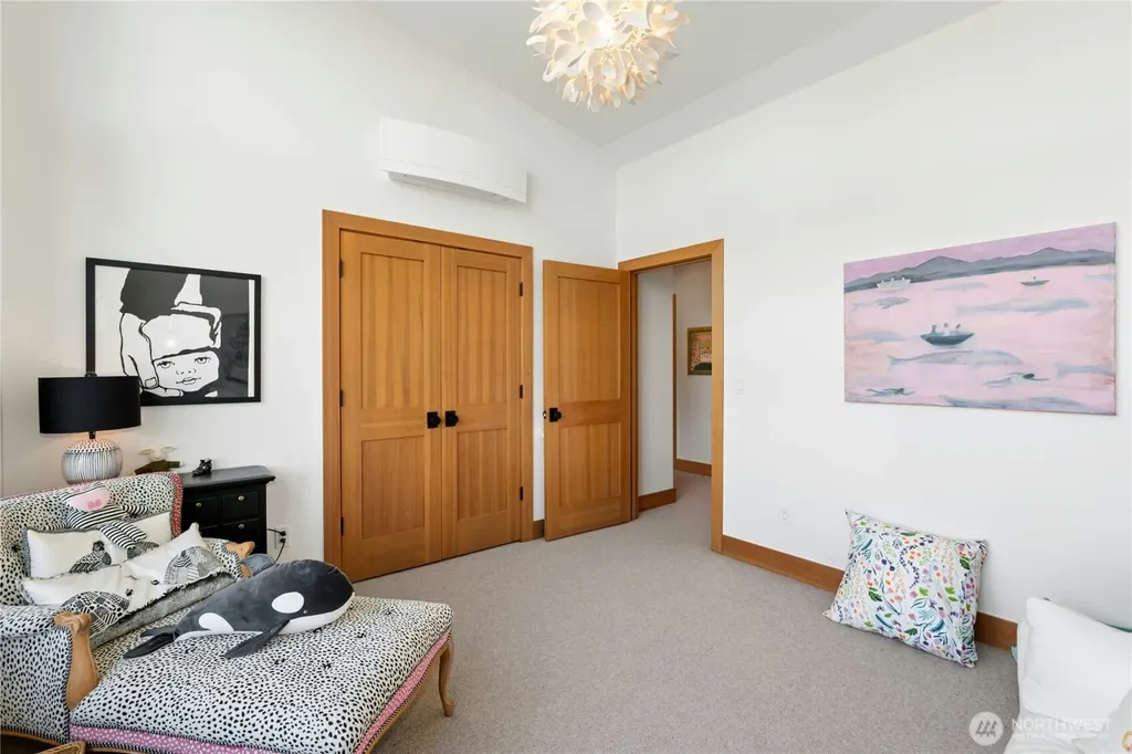 1447 Elm Place Freeland WA 98249