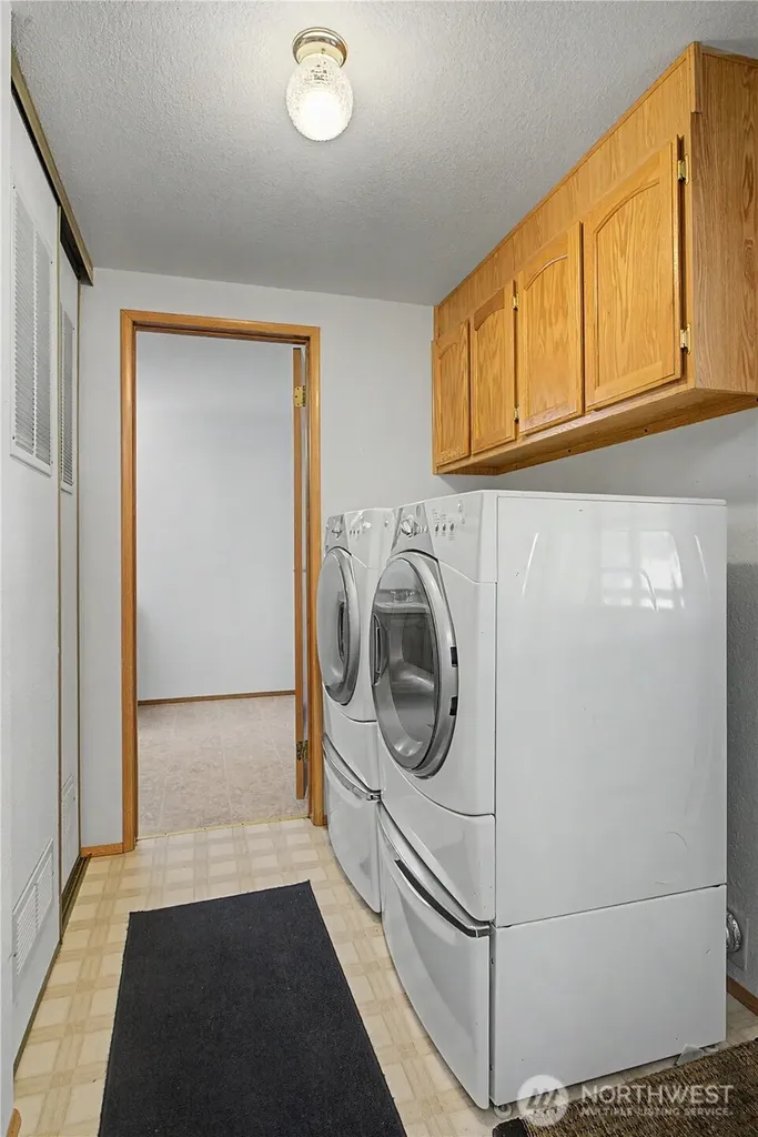 2240 W Broadway Avenue Moses Lake WA 98837