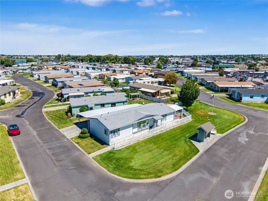 2240 W Broadway Avenue Moses Lake WA 98837