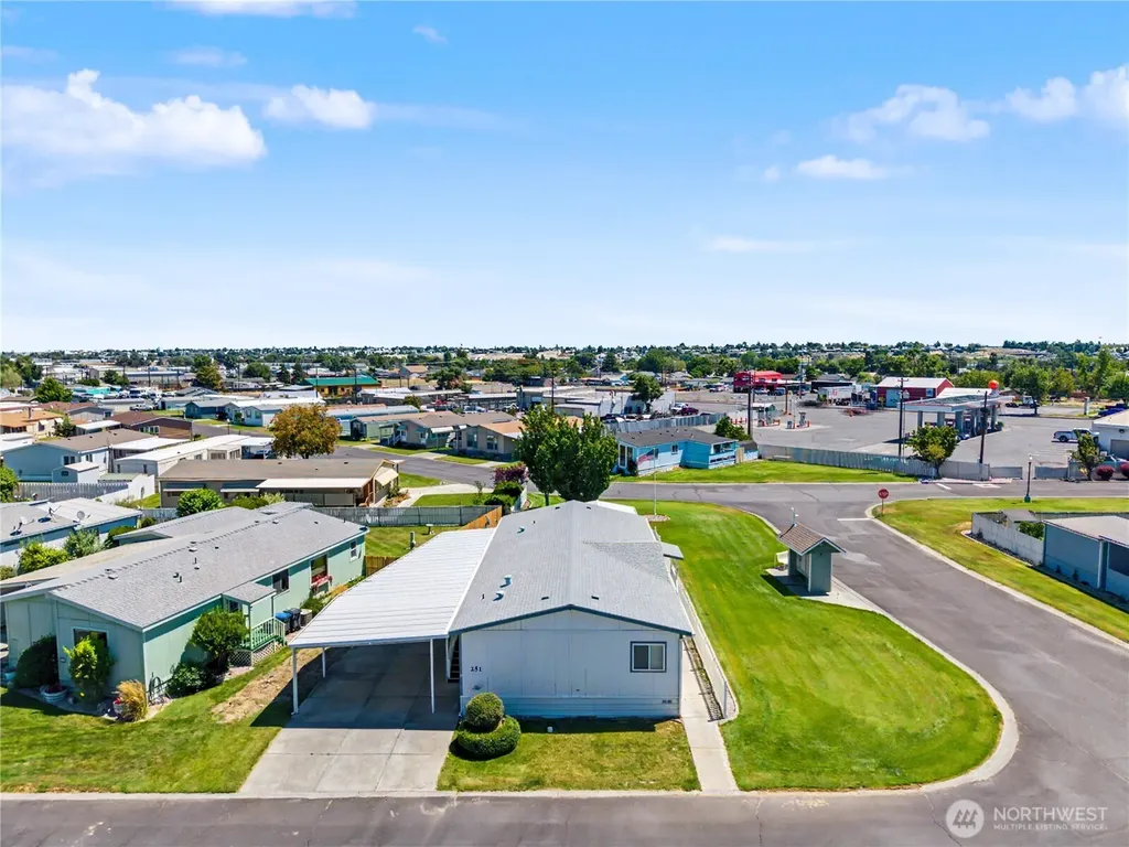 2240 W Broadway Avenue Moses Lake WA 98837