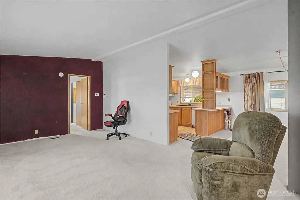 2240 W Broadway Avenue Moses Lake WA 98837