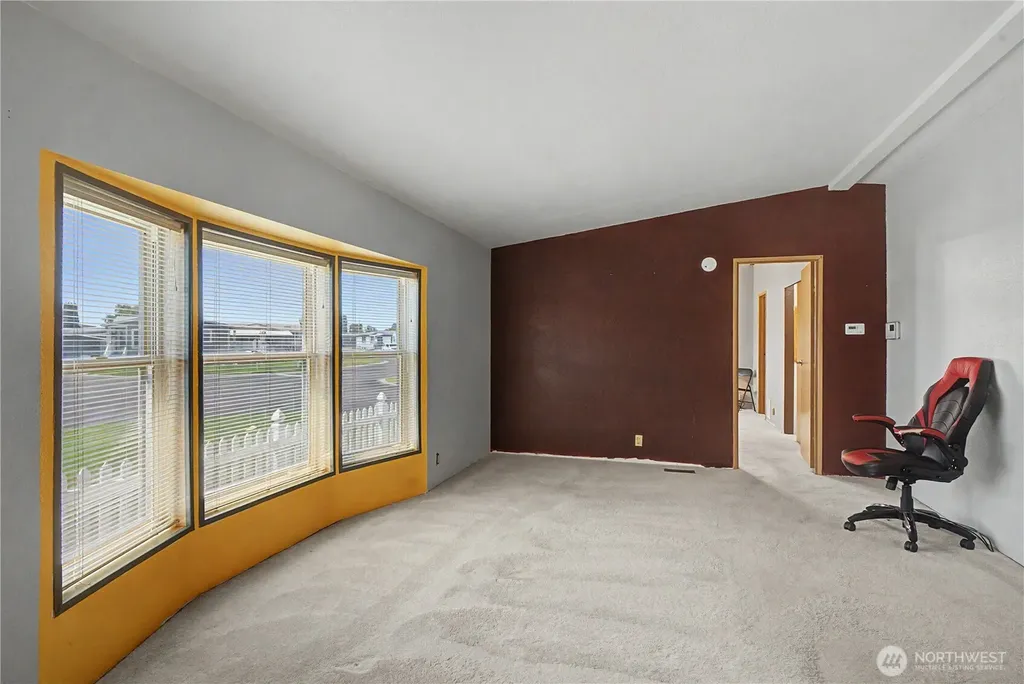 2240 W Broadway Avenue Moses Lake WA 98837