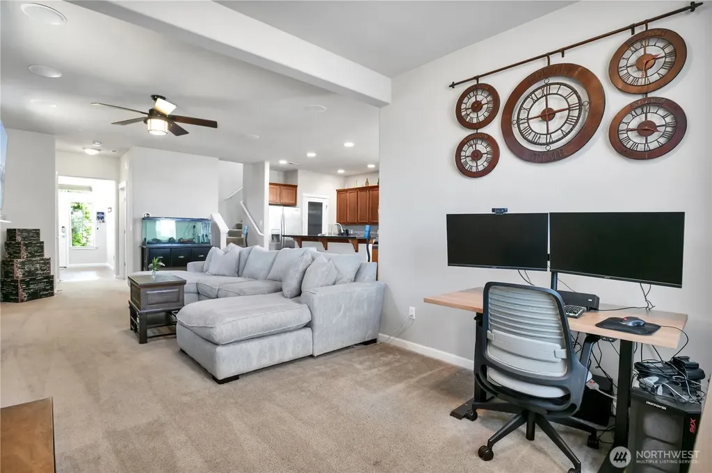 3813 Discovery Avenue SW Bremerton WA 98312