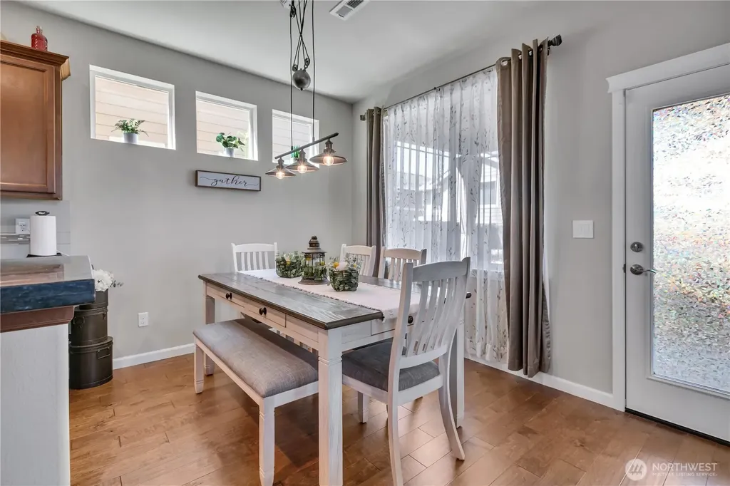 3813 Discovery Avenue SW Bremerton WA 98312
