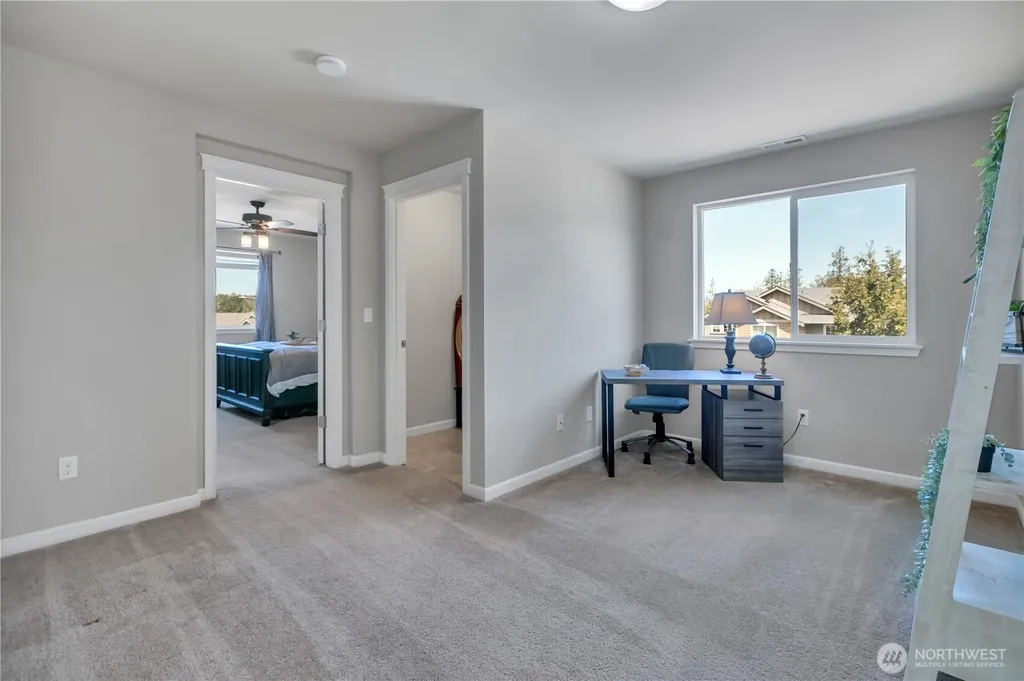 3813 Discovery Avenue SW Bremerton WA 98312