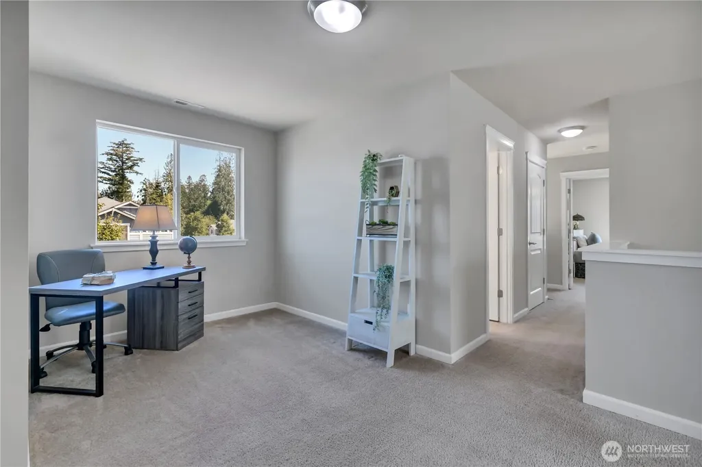 3813 Discovery Avenue SW Bremerton WA 98312