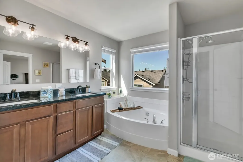 3813 Discovery Avenue SW Bremerton WA 98312
