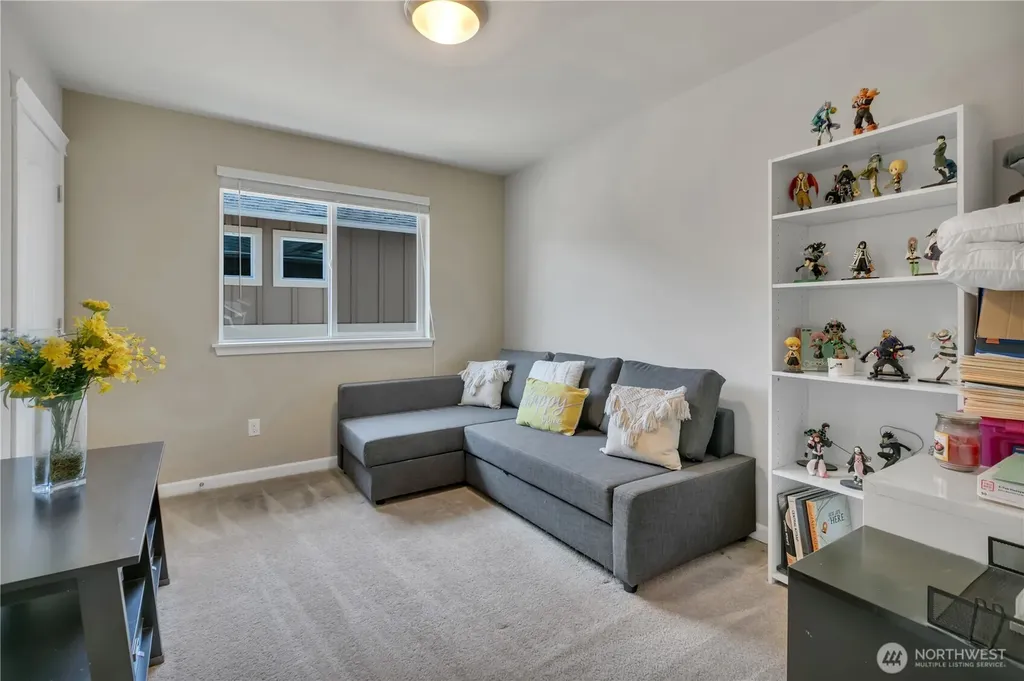 3813 Discovery Avenue SW Bremerton WA 98312