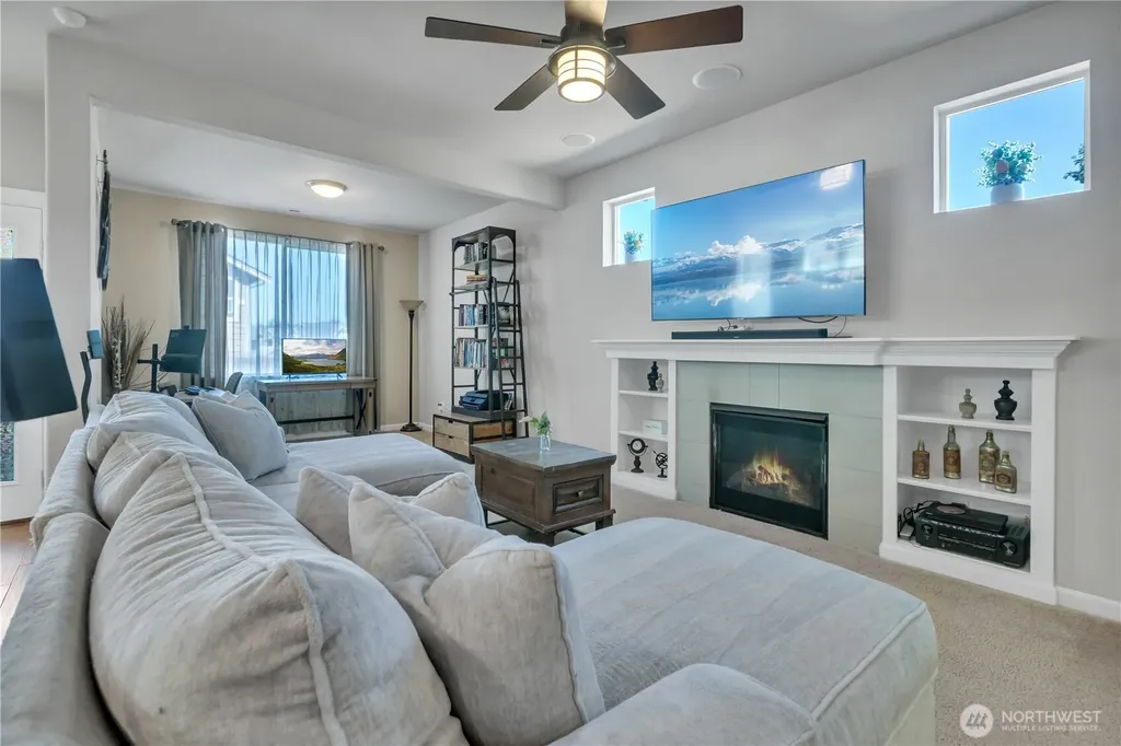 3813 Discovery Avenue SW Bremerton WA 98312
