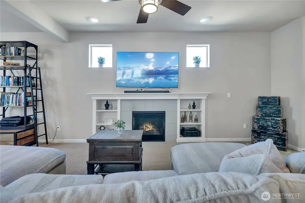 3813 Discovery Avenue SW Bremerton WA 98312