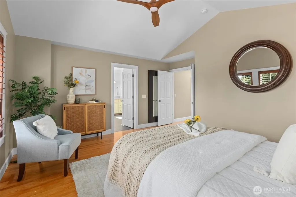 4318 SW Willow Street Seattle WA 98136