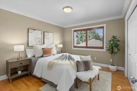 4318 SW Willow Street Seattle WA 98136
