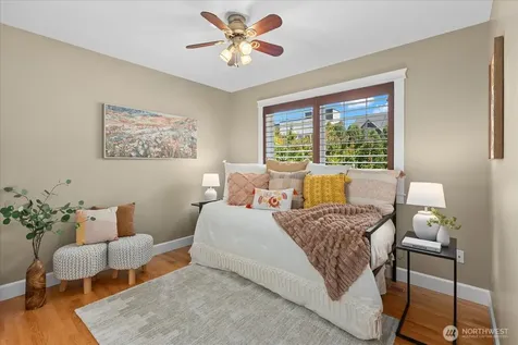 4318 SW Willow Street Seattle WA 98136