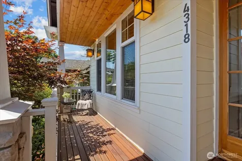 4318 SW Willow Street Seattle WA 98136