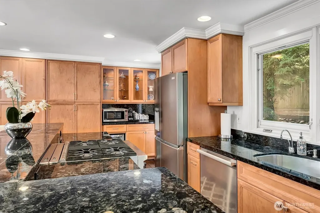10603 NE 60th Street Kirkland WA 98033