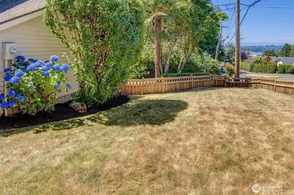10603 NE 60th Street Kirkland WA 98033