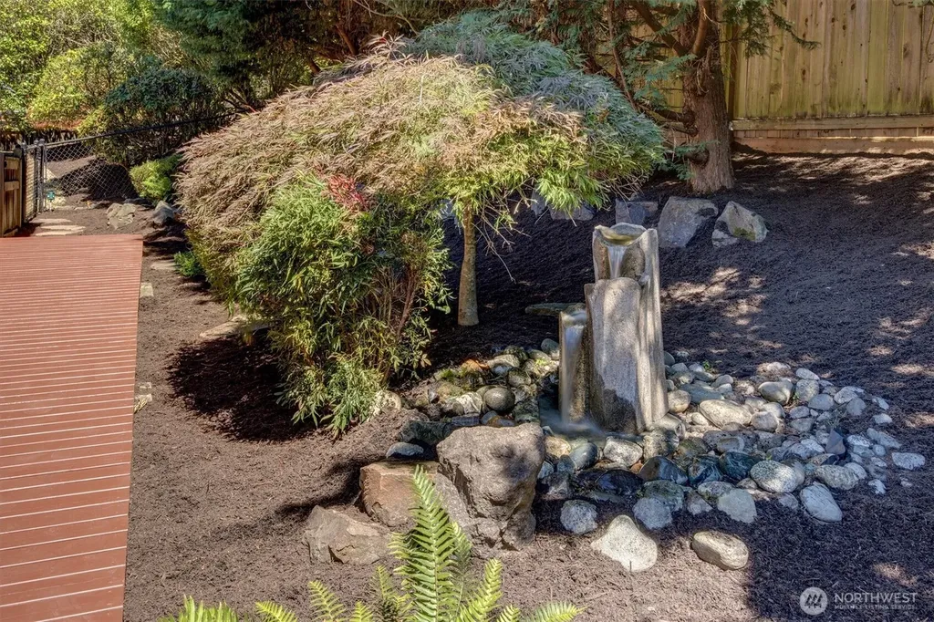 10603 NE 60th Street Kirkland WA 98033