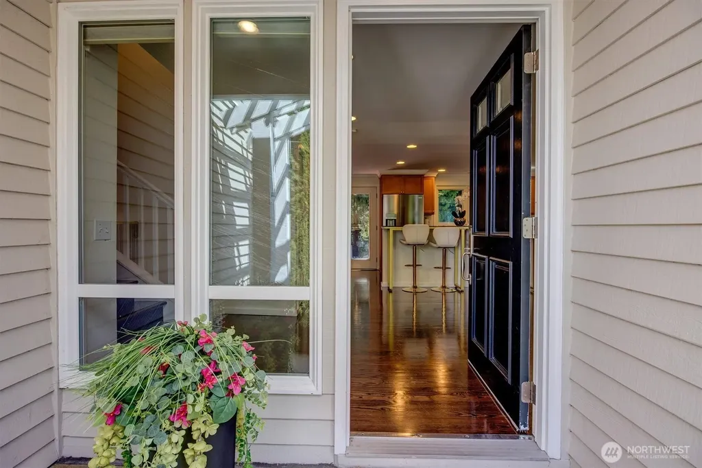 10603 NE 60th Street Kirkland WA 98033