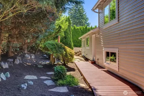 10603 NE 60th Street Kirkland WA 98033