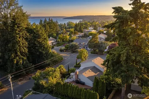 10603 NE 60th Street Kirkland WA 98033
