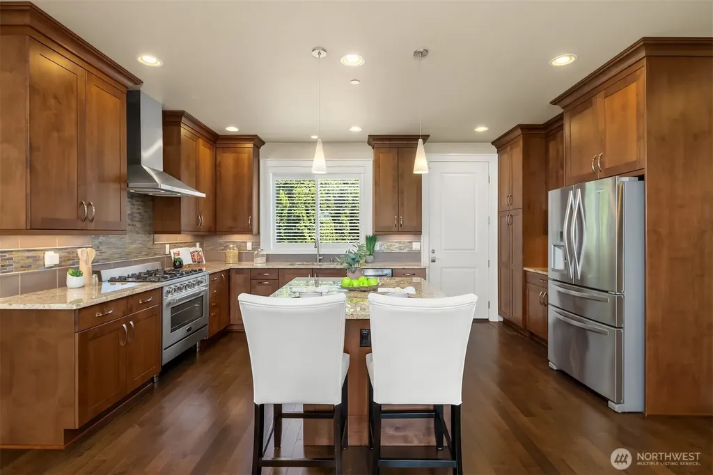20 6th Street Kirkland WA 98033