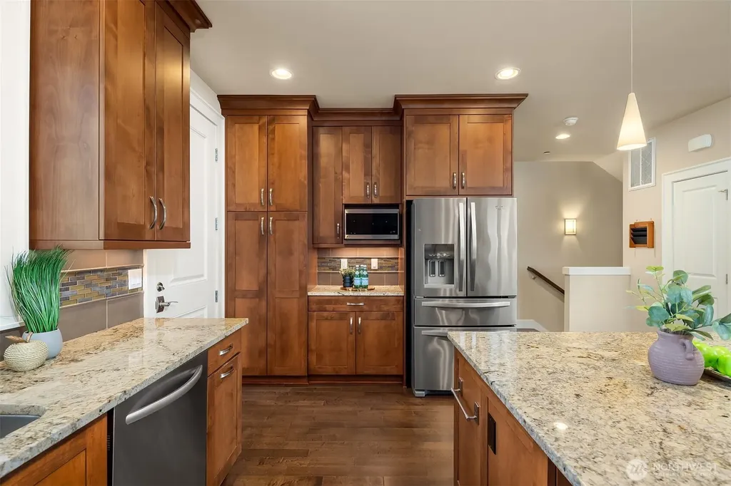 20 6th Street Kirkland WA 98033