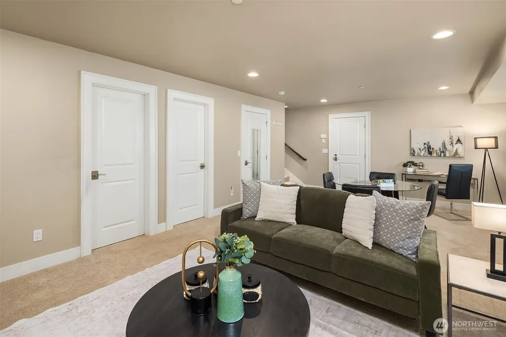 20 6th Street Kirkland WA 98033
