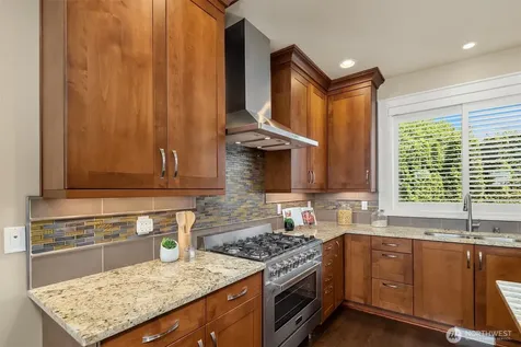 20 6th Street Kirkland WA 98033