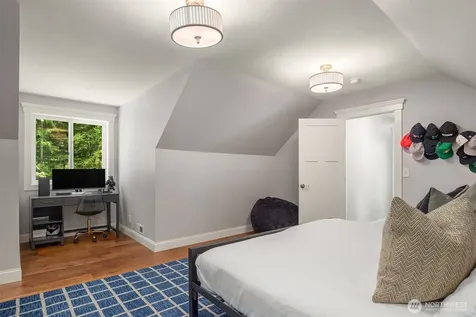 21939 NE 187th Street Woodinville WA 98077