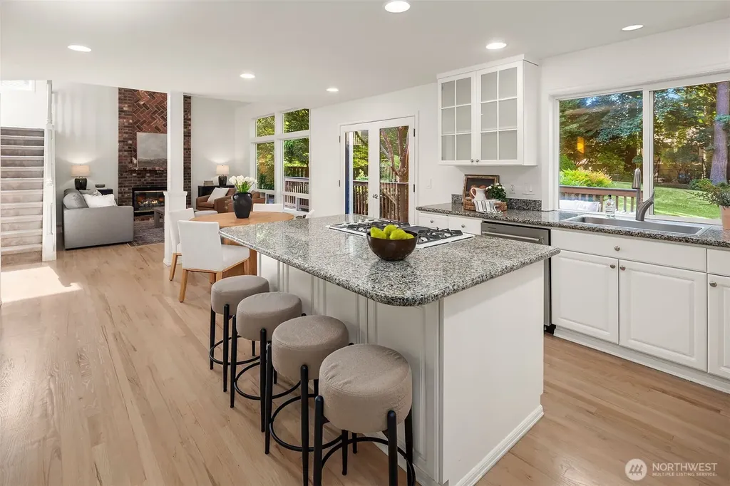 21728 NE 81st Street Redmond WA 98053