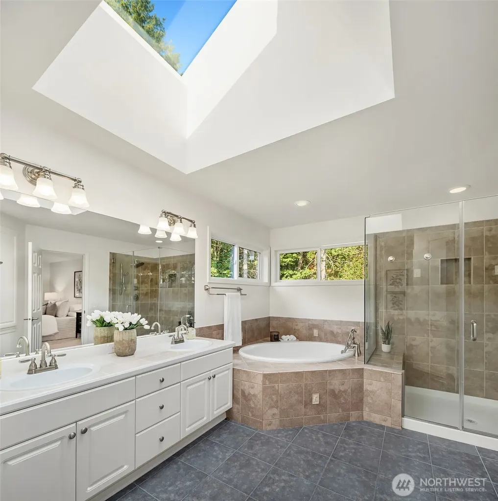 21728 NE 81st Street Redmond WA 98053