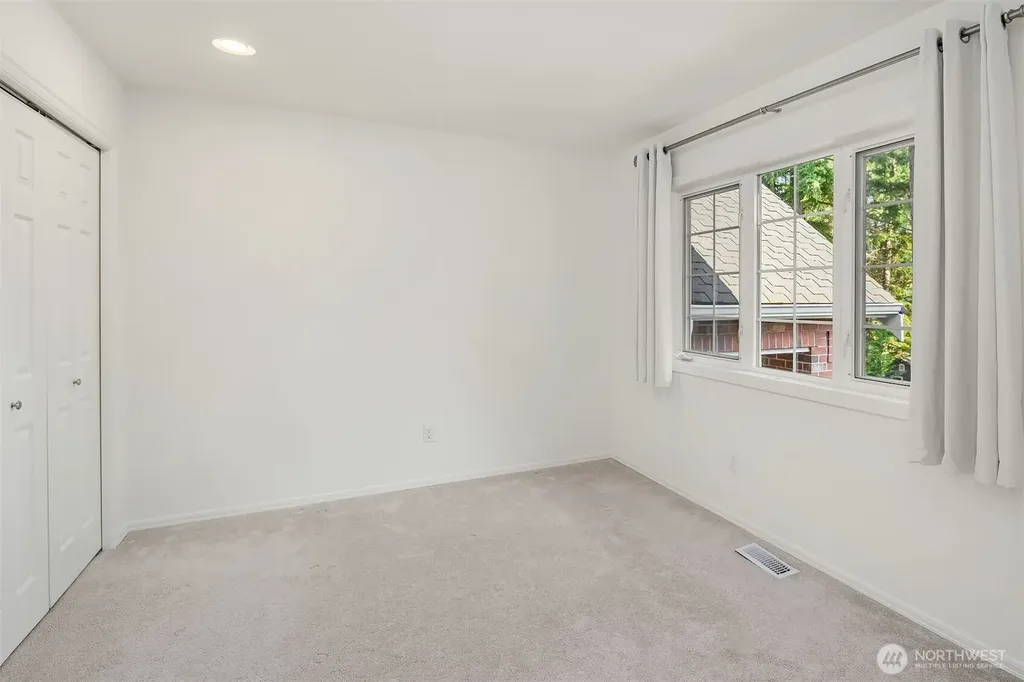 21728 NE 81st Street Redmond WA 98053