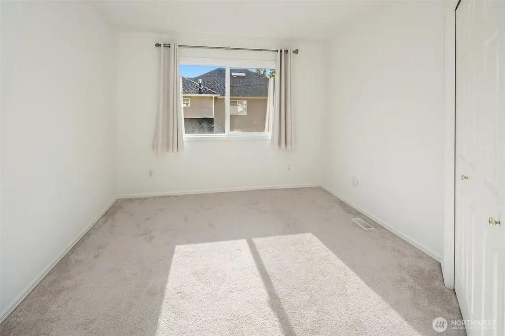 21728 NE 81st Street Redmond WA 98053