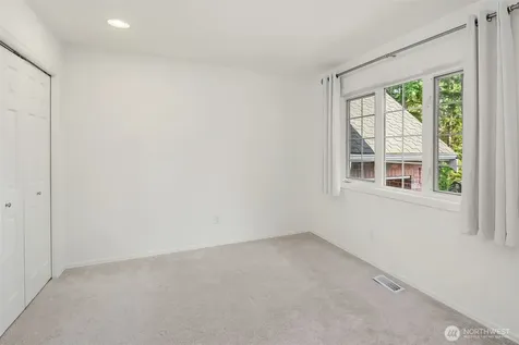 21728 NE 81st Street Redmond WA 98053