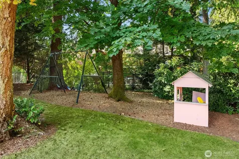 21728 NE 81st Street Redmond WA 98053