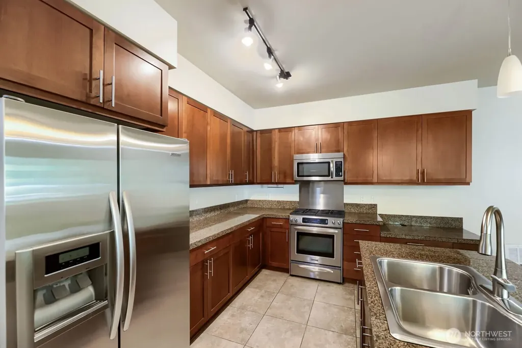 8535 Avondale Road NE Redmond WA 98052