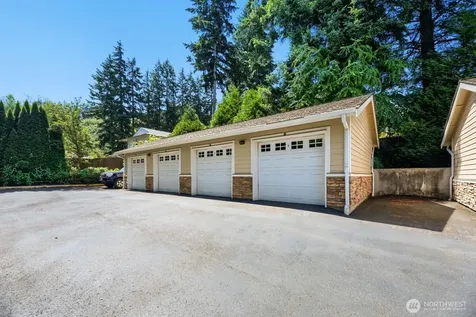 8535 Avondale Road NE Redmond WA 98052